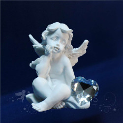 statue ange avec des ailes