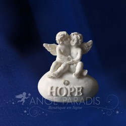 MINI CHERUBIN APPORTANT L'ESPOIR