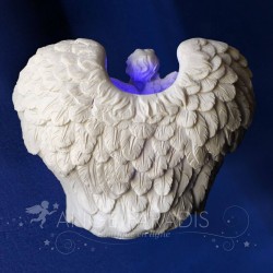 statuette d'anges lumineux avec lumiere