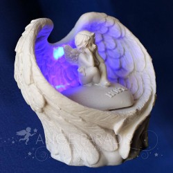 figurines d'anges lumineux