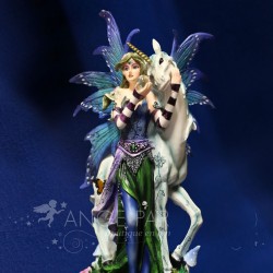 STATUETTE FEE LICORNE