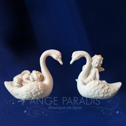 LES ANGES AVEC LES CYGNES