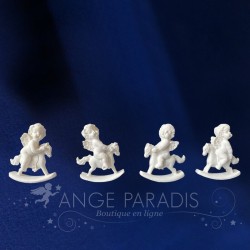 4 FIGURINES ANGES A CHEVAL