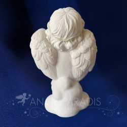 STATUE ANGE SE RECCUEILLANT