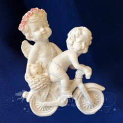 DEUX ANGES AVEC UN VELO