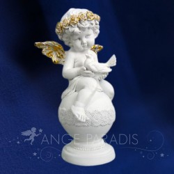 STATUETTE chérubin avec une colombe