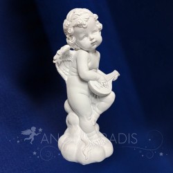figurine d'ange musicien