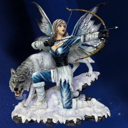 Statuette de Fée La combattante