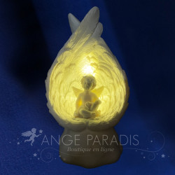 figurine d'ange lumineux