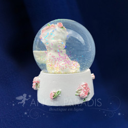 boule a neige avec un ange