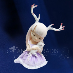 Figurine ange avec un chat