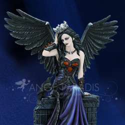 Statuette Ange Noire Sur Trône