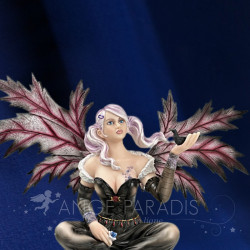 Fée aux ailes rouges – statuette fantasy